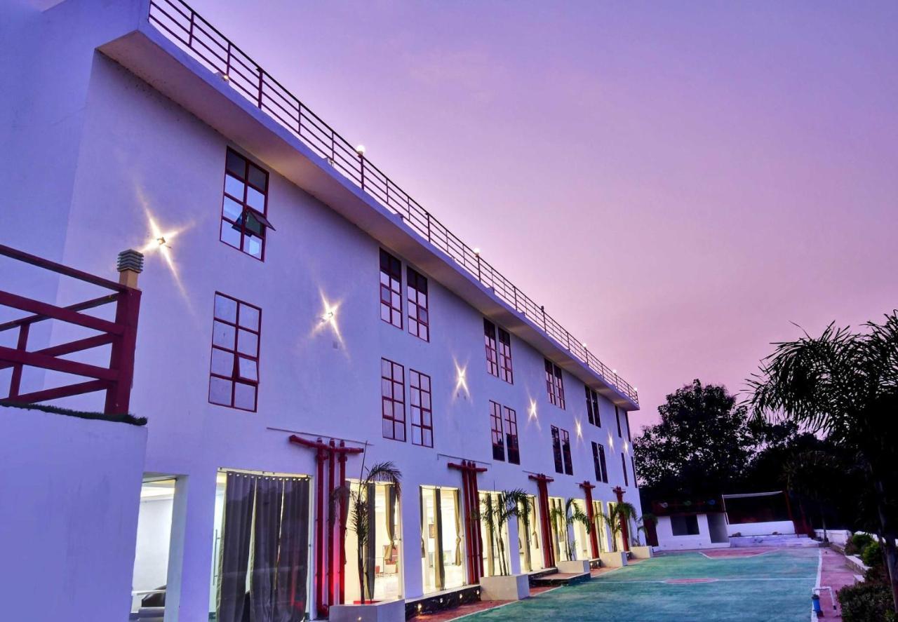 Oyo Townhouse 779 Gods County Ξενοδοχείο Tarapith Εξωτερικό φωτογραφία